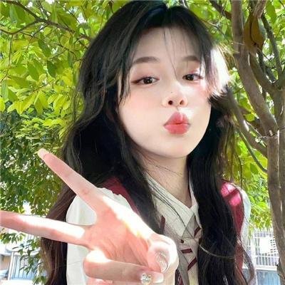 彩虹艳女